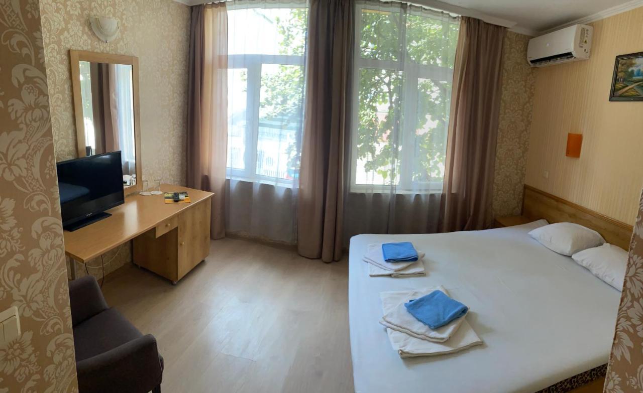 Hotel Еника Warna Zewnętrze zdjęcie